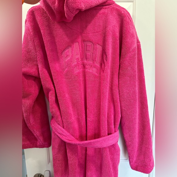 Balenciaga bathrobe - Picture 5 of 5